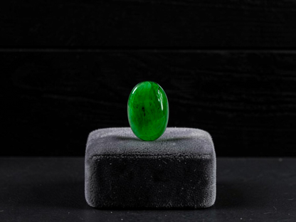 Certified MADE IN JAPAN 1.004 cts. Bright Vivid Green Burmese A-Jadeite Oval Cabochon Loose Stone LS93