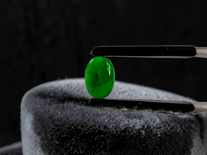 Certified MADE IN JAPAN 1.004 cts. Bright Vivid Green Burmese A-Jadeite Oval Cabochon Loose Stone LS93