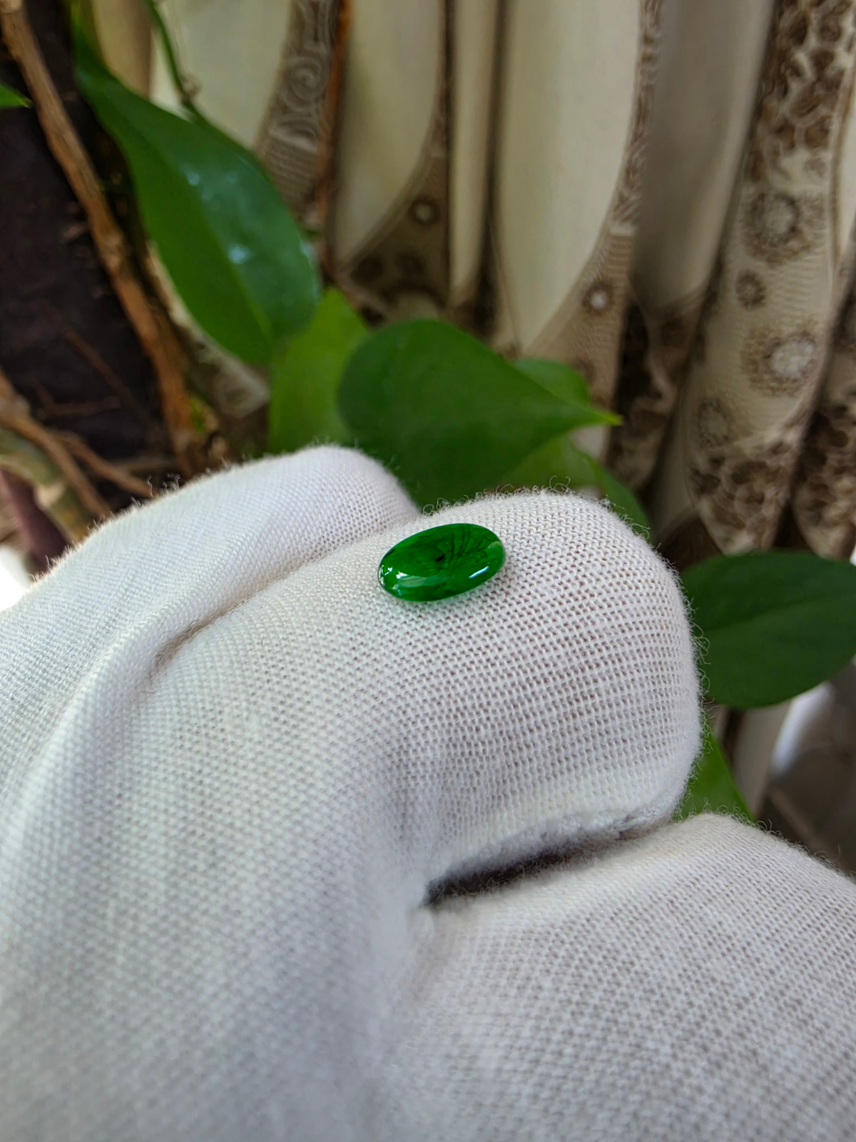 Certified MADE IN JAPAN 1.004 cts. Bright Vivid Green Burmese A-Jadeite Oval Cabochon Loose Stone LS93
