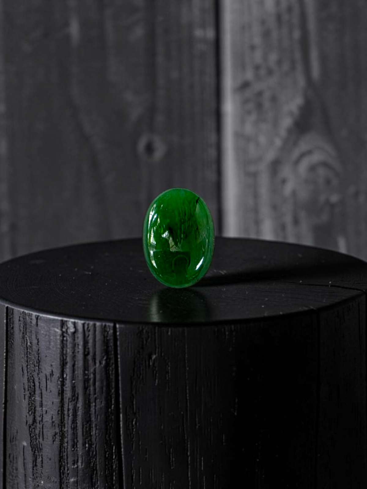 Certified MADE IN JAPAN 1.004 cts. Bright Vivid Green Burmese A-Jadeite Oval Cabochon Loose Stone LS93