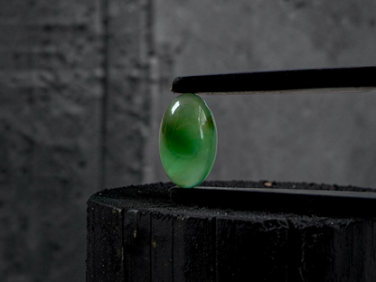 Certified MADE IN JAPAN 1.775 cts. Icy Jungle Green Burmese A-Jadeite Oval Cabochon Loose Stone LS94