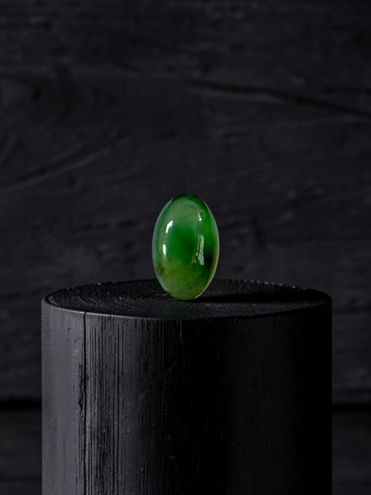 Certified MADE IN JAPAN 1.775 cts. Icy Jungle Green Burmese A-Jadeite Oval Cabochon Loose Stone LS94