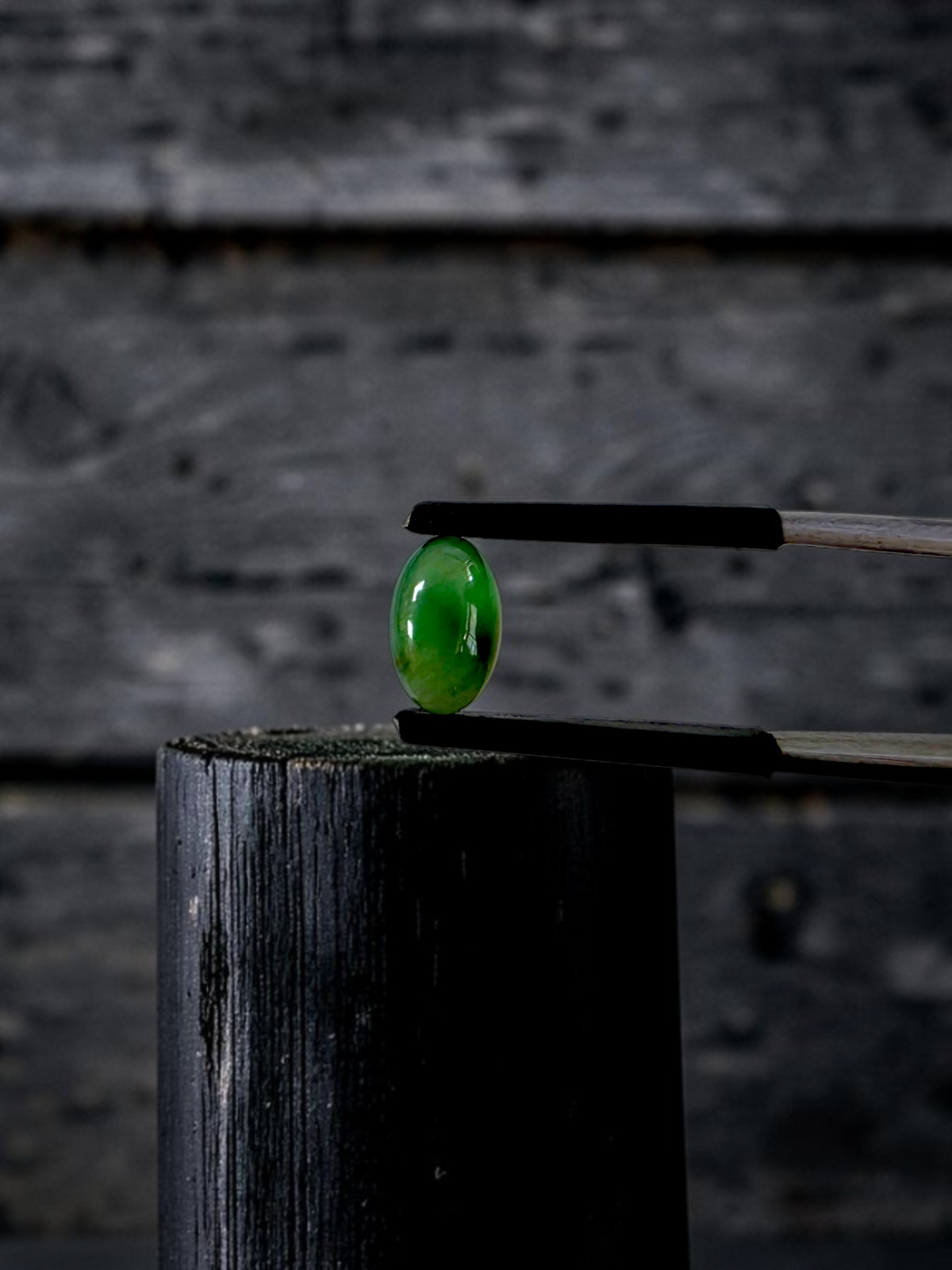 Certified MADE IN JAPAN 1.775 cts. Icy Jungle Green Burmese A-Jadeite Oval Cabochon Loose Stone LS94