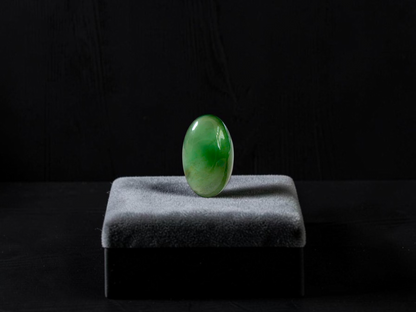 Certified MADE IN JAPAN 1.775 cts. Icy Jungle Green Burmese A-Jadeite Oval Cabochon Loose Stone LS94