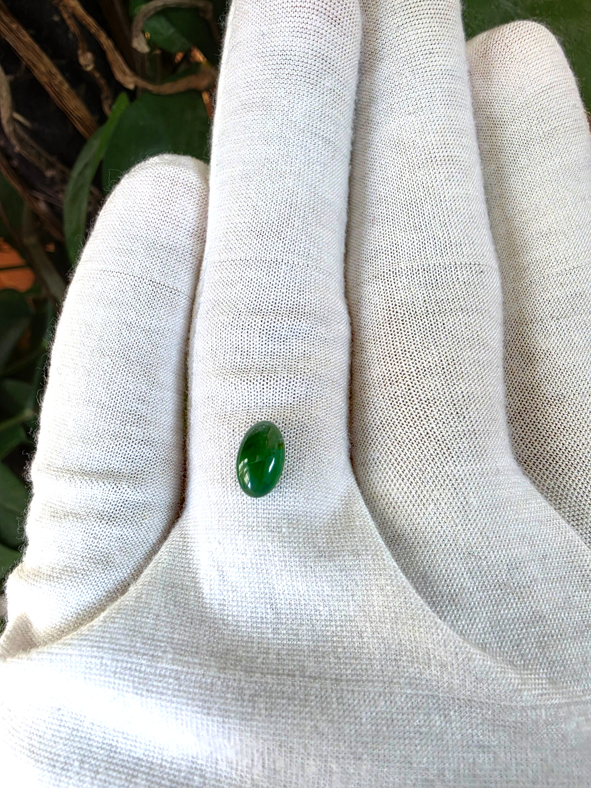 Certified MADE IN JAPAN 1.775 cts. Icy Jungle Green Burmese A-Jadeite Oval Cabochon Loose Stone LS94
