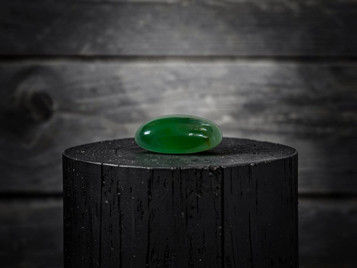 Certified MADE IN JAPAN 1.775 cts. Icy Jungle Green Burmese A-Jadeite Oval Cabochon Loose Stone LS94