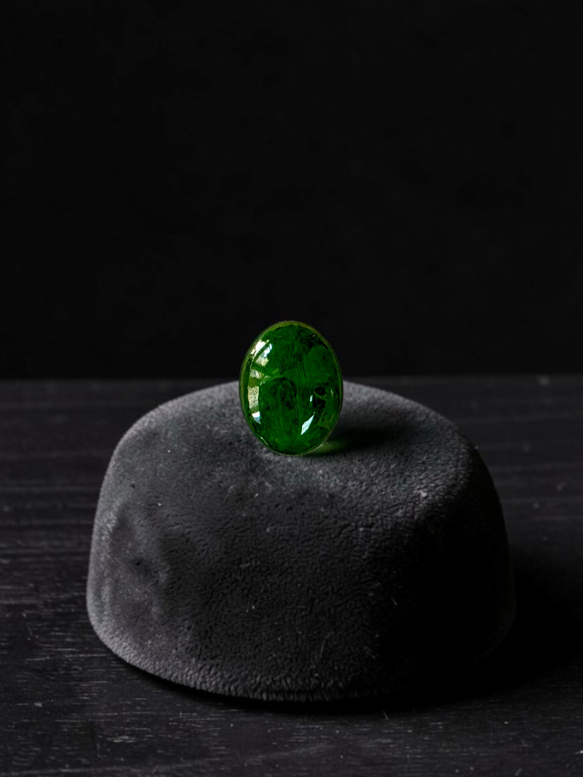 Certified MADE IN JAPAN 0.895 cts. Intense Apple Green Burmese A-Jadeite Oval Cabochon Loose Stone LS95