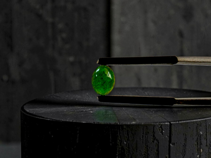 Certified MADE IN JAPAN 0.895 cts. Intense Apple Green Burmese A-Jadeite Oval Cabochon Loose Stone LS95