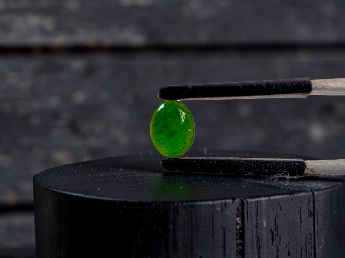 Certified MADE IN JAPAN 0.895 cts. Intense Apple Green Burmese A-Jadeite Oval Cabochon Loose Stone LS95