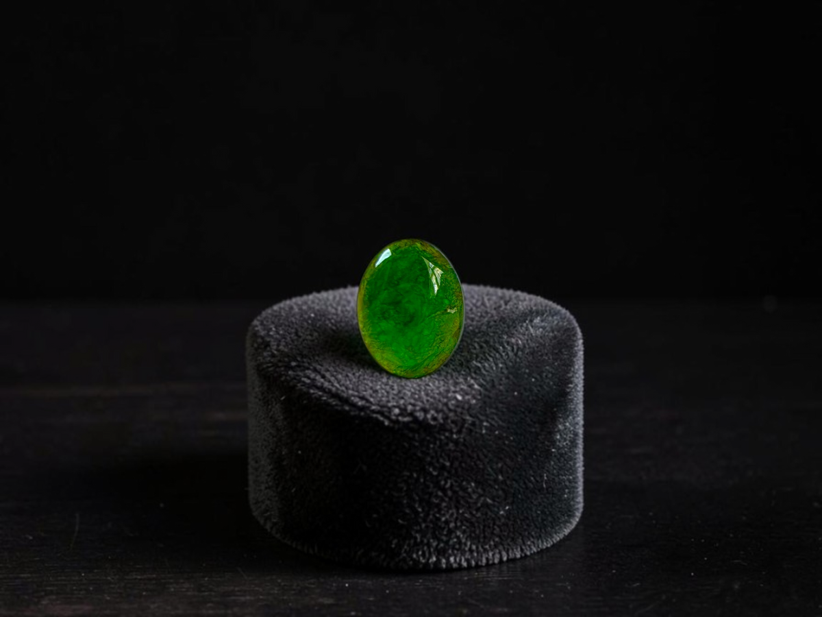 Certified MADE IN JAPAN 0.895 cts. Intense Apple Green Burmese A-Jadeite Oval Cabochon Loose Stone LS95