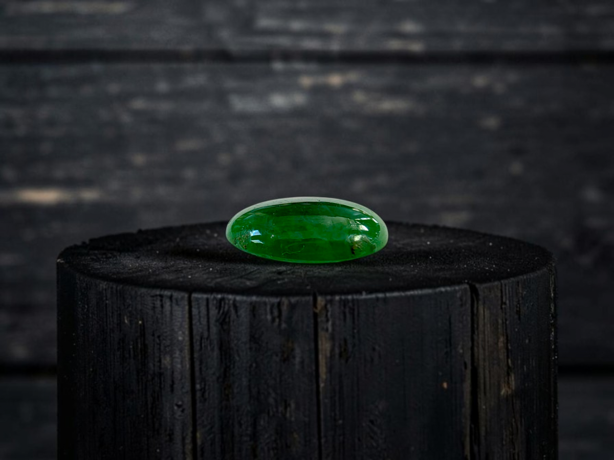 Certified MADE IN JAPAN 2.754 cts. Bright Vivid Green Burmese A-Jadeite Oval Cabochon Loose Stone LS96