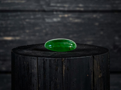 Certified MADE IN JAPAN 2.754 cts. Bright Vivid Green Burmese A-Jadeite Oval Cabochon Loose Stone LS96