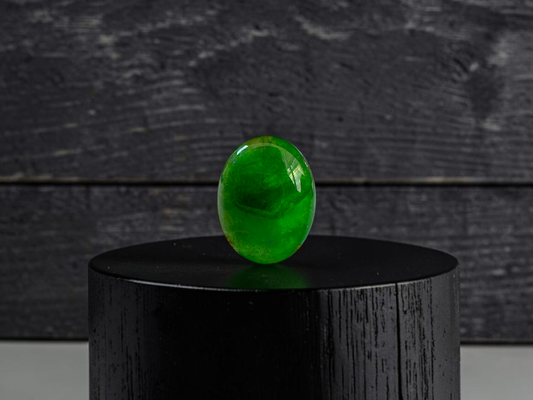 Certified MADE IN JAPAN 2.754 cts. Bright Vivid Green Burmese A-Jadeite Oval Cabochon Loose Stone LS96