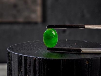 Certified MADE IN JAPAN 2.754 cts. Bright Vivid Green Burmese A-Jadeite Oval Cabochon Loose Stone LS96