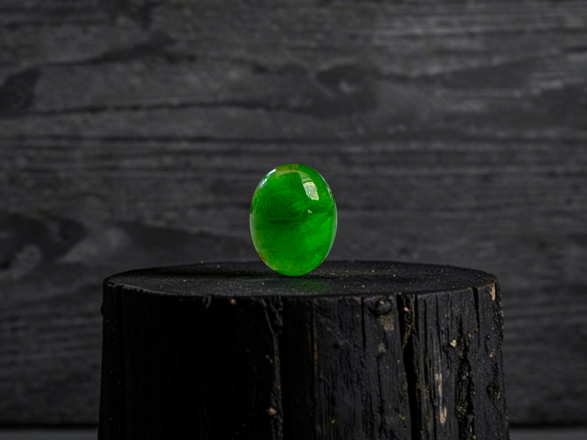 Certified MADE IN JAPAN 2.754 cts. Bright Vivid Green Burmese A-Jadeite Oval Cabochon Loose Stone LS96