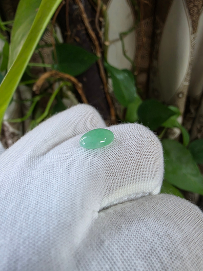 Certified MADE IN JAPAN 2.116 cts. Bright Minty Green Burmese A-Jadeite Oval Cabochon Loose Stone LS97