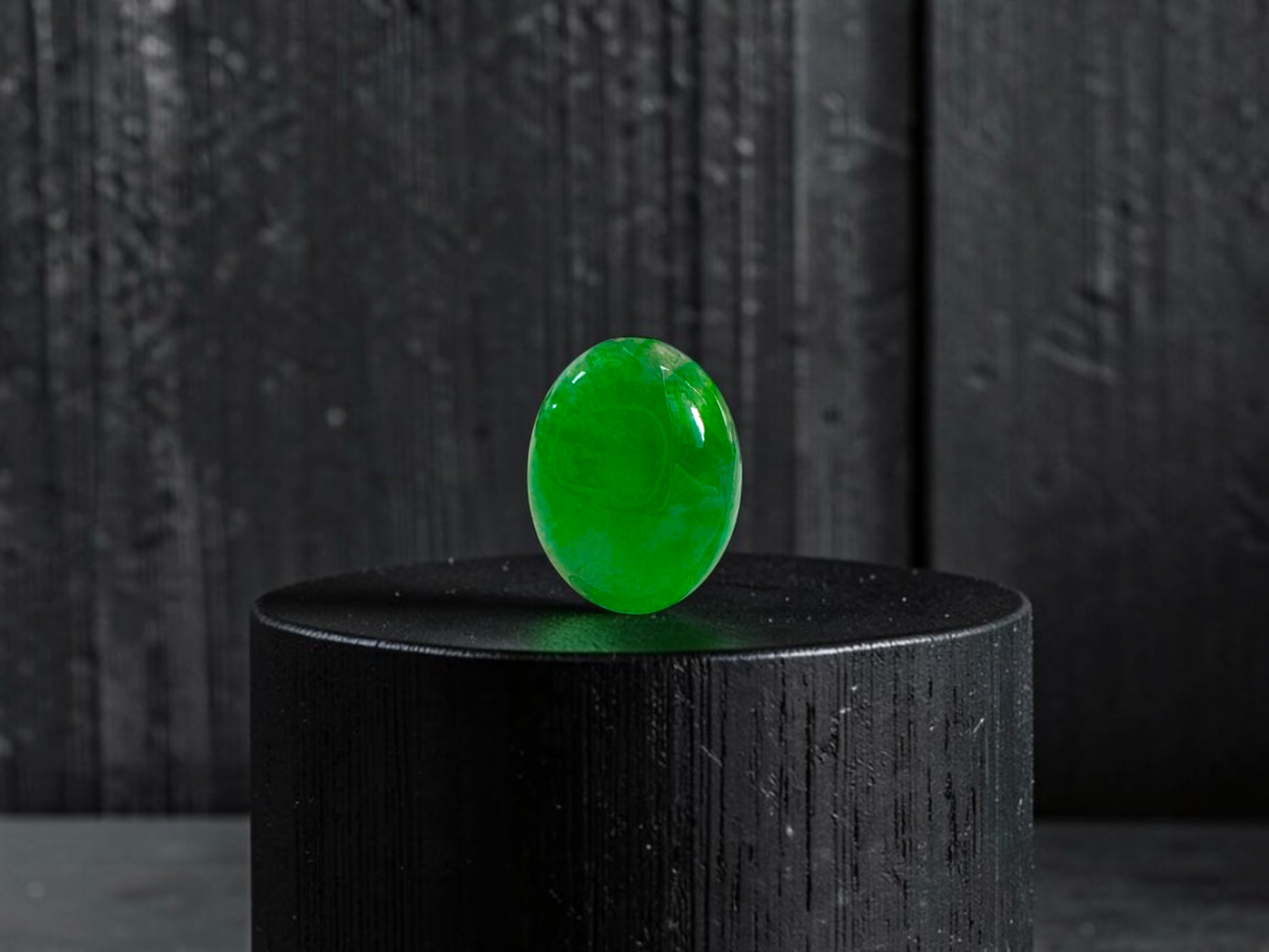 Certified MADE IN JAPAN 1.853 cts. Bright Vivid Spring Green Burmese A-Jadeite Oval Cabochon Loose Stone LS98