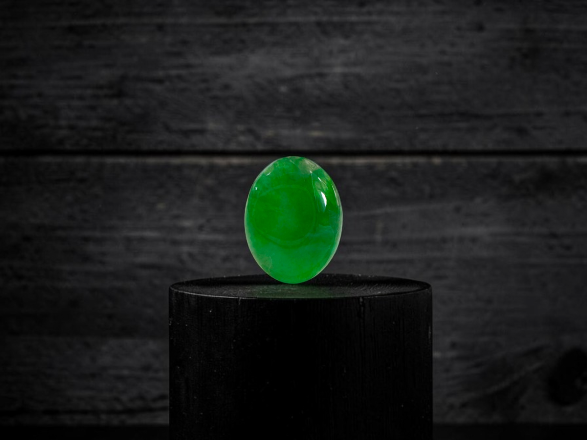 Certified MADE IN JAPAN 1.853 cts. Bright Vivid Spring Green Burmese A-Jadeite Oval Cabochon Loose Stone LS98