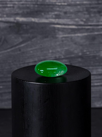Certified MADE IN JAPAN 1.853 cts. Bright Vivid Spring Green Burmese A-Jadeite Oval Cabochon Loose Stone LS98