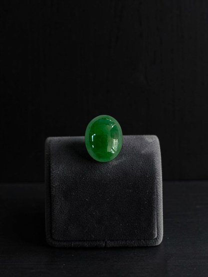 Certified MADE IN JAPAN 2.533 cts. Bright Glacial Green Burmese A-Jadeite Oval Cabochon Loose Stone LS99