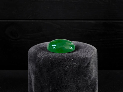 Certified MADE IN JAPAN 2.533 cts. Bright Glacial Green Burmese A-Jadeite Oval Cabochon Loose Stone LS99
