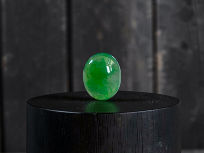Certified MADE IN JAPAN 2.533 cts. Bright Glacial Green Burmese A-Jadeite Oval Cabochon Loose Stone LS99