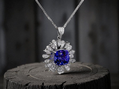 Teramo (4.94 cts.) Tanzanite and Natural Diamonds Pendant (with 18K White Gold)  - P3045