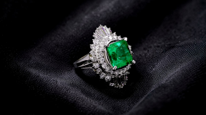 Kasugai MADE IN JAPAN Certified 3.17 cts. Vivid Green Columbian Emerald Ring with Platinum 900 and White Diamonds Size US4.5  - R15