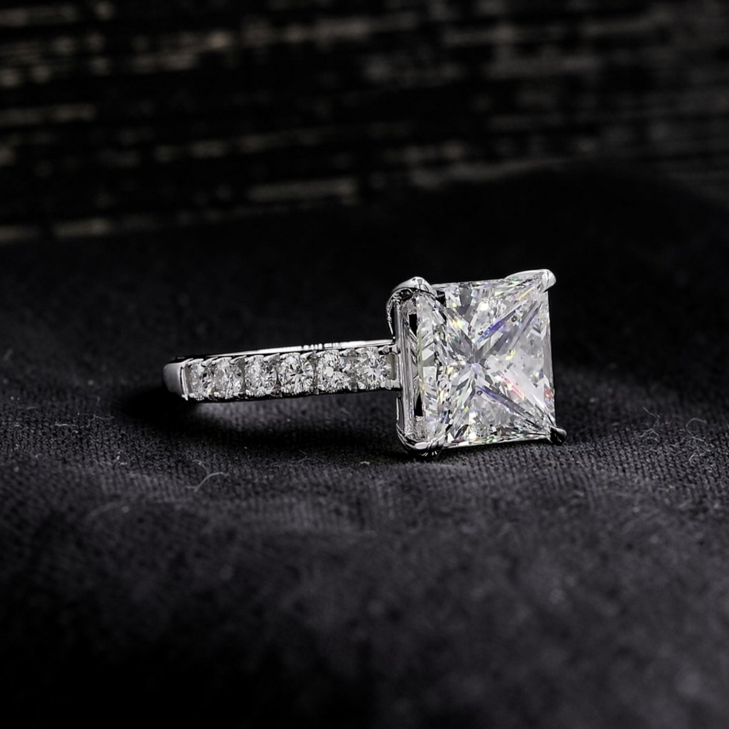 Ohime 4.01 cts. Natural Princess-Cut E i1 Diamond Cocktail Ring with Round White VVS Diamonds and 18K White Gold - GIA Certified-R10