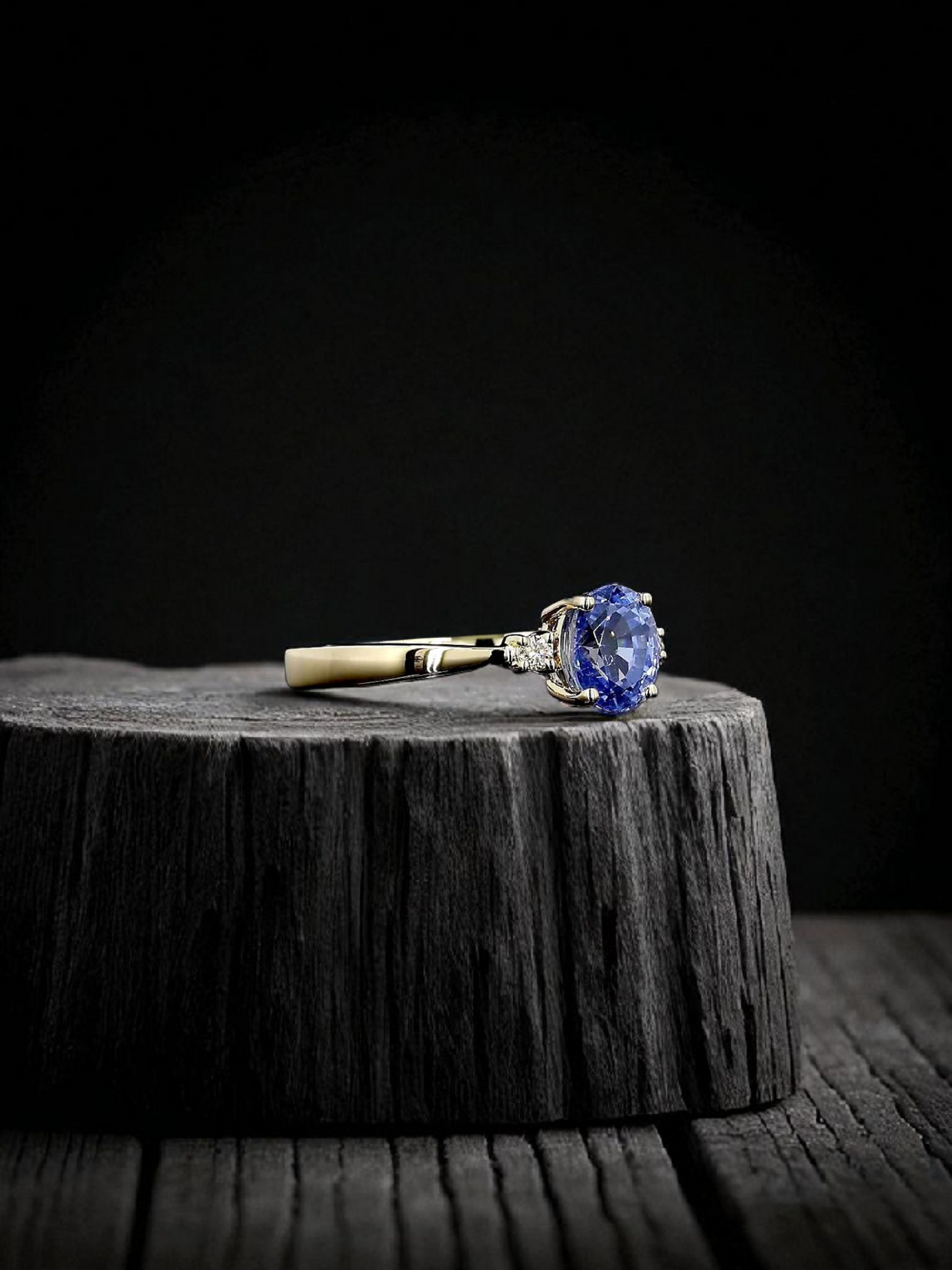 Certified Kyoto Oval Shaped 1.17 cts. No Heat Natural Blue Sapphire Ring with 14K Yellow Gold and White Diamonds Size US 6.5  - R7