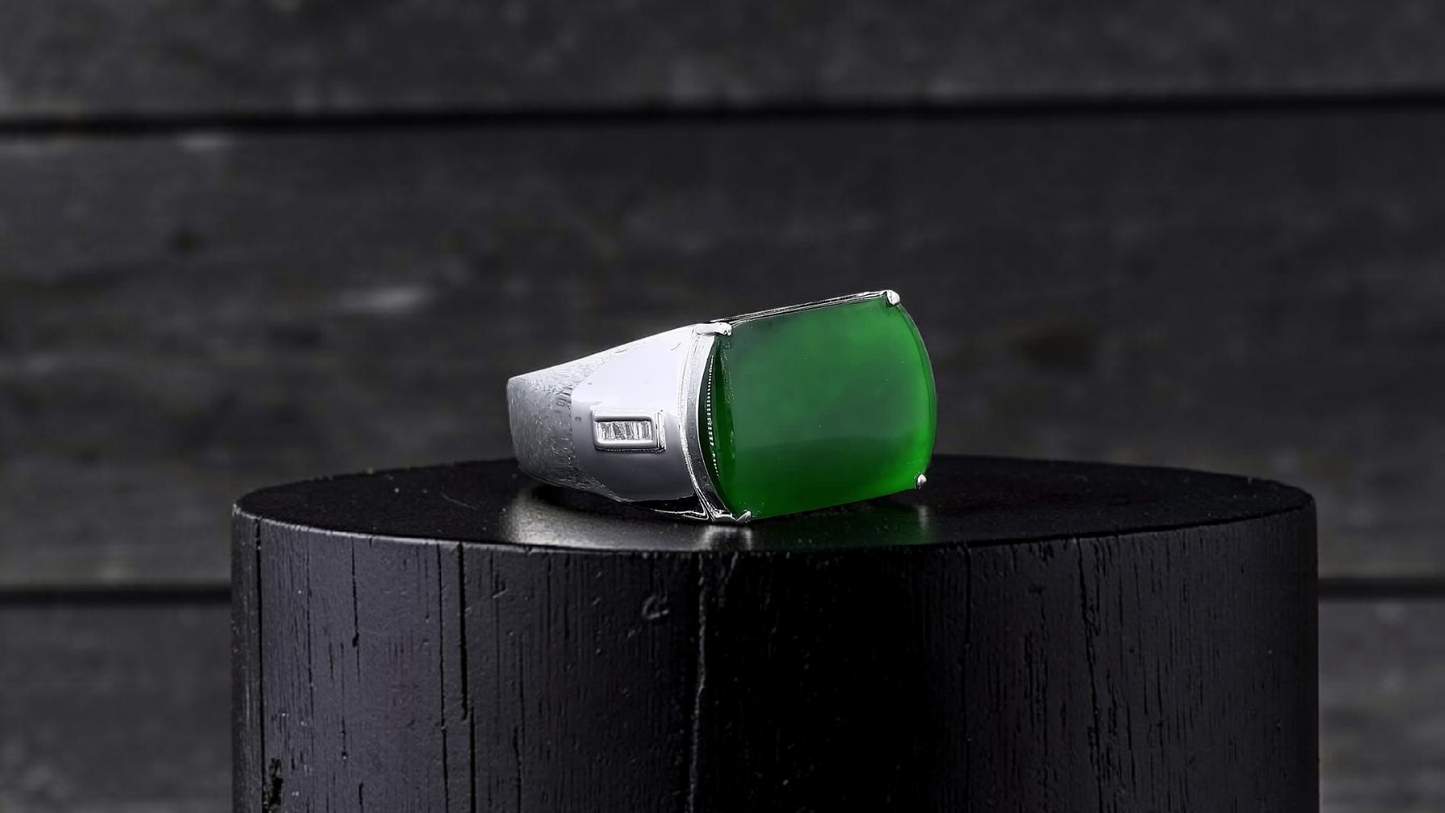 Odate MADE IN JAPAN Certified Vivid-Imperial Intense Green Burmese A-Jadeite Men's Ring (with 18K White Gold and Diamonds) Size US 9.5 - R24