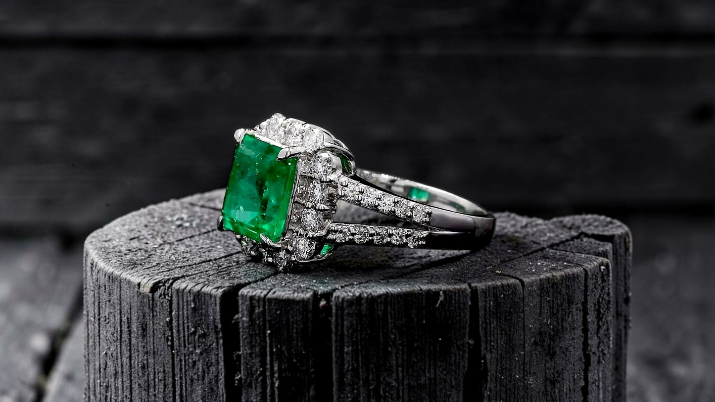 Handa MADE IN JAPAN Certified 2.34 cts. Minor Oil Vivid Green Columbian Emerald Ring with Platinum 900 and White Diamonds Size US6  - R14