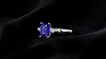 Tsushima Certified 2.02 cts. Natural Cornflower Blue Sapphire Ring with 18K White Gold and White Diamonds Size US 7.5  - R18