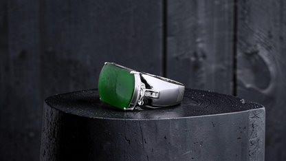 Odate MADE IN JAPAN Certified Vivid-Imperial Intense Green Burmese A-Jadeite Men's Ring (with 18K White Gold and Diamonds) Size US 9.5 - R24