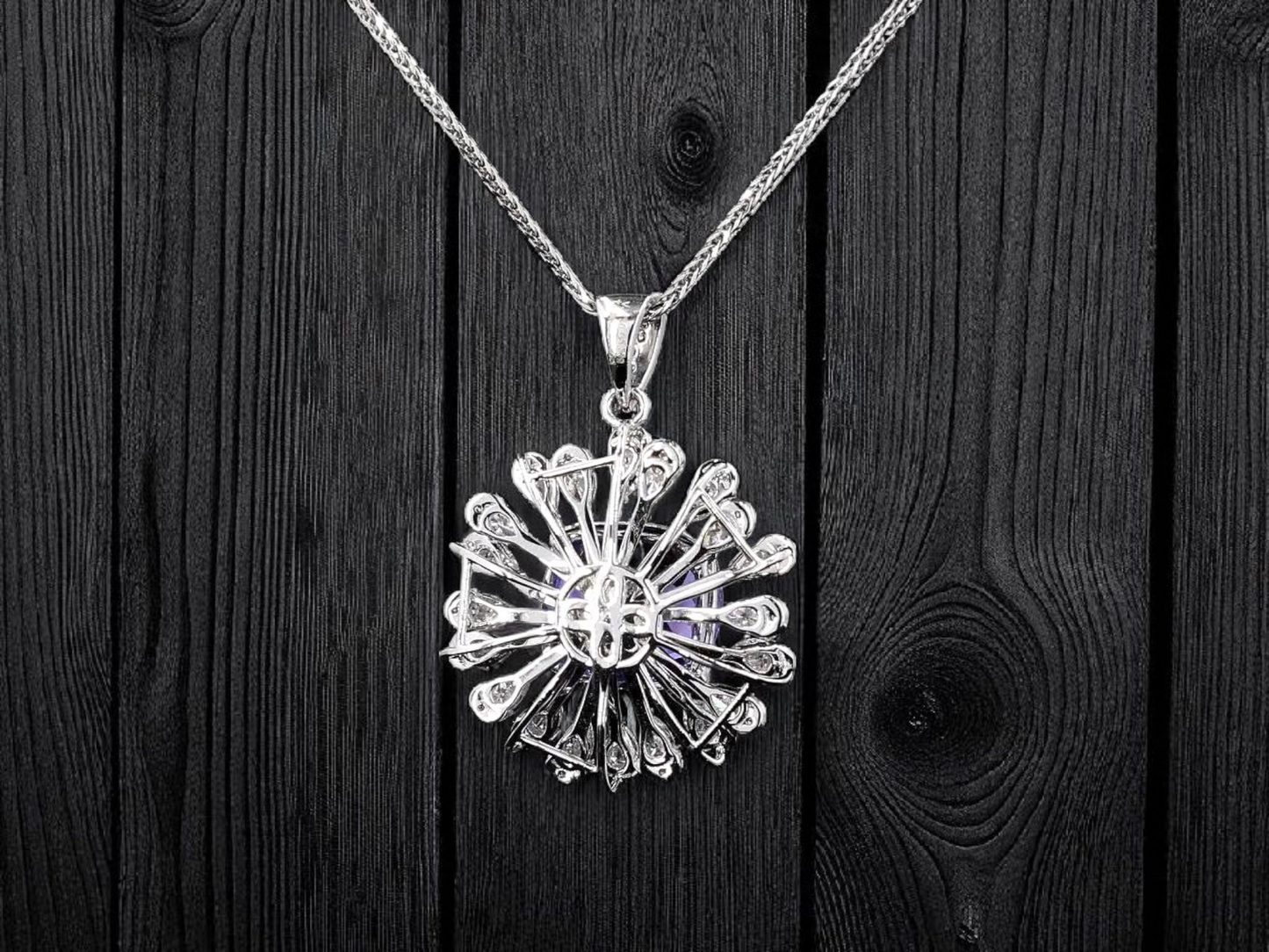 Teramo (4.94 cts.) Tanzanite and Natural Diamonds Pendant (with 18K White Gold)  - P3045