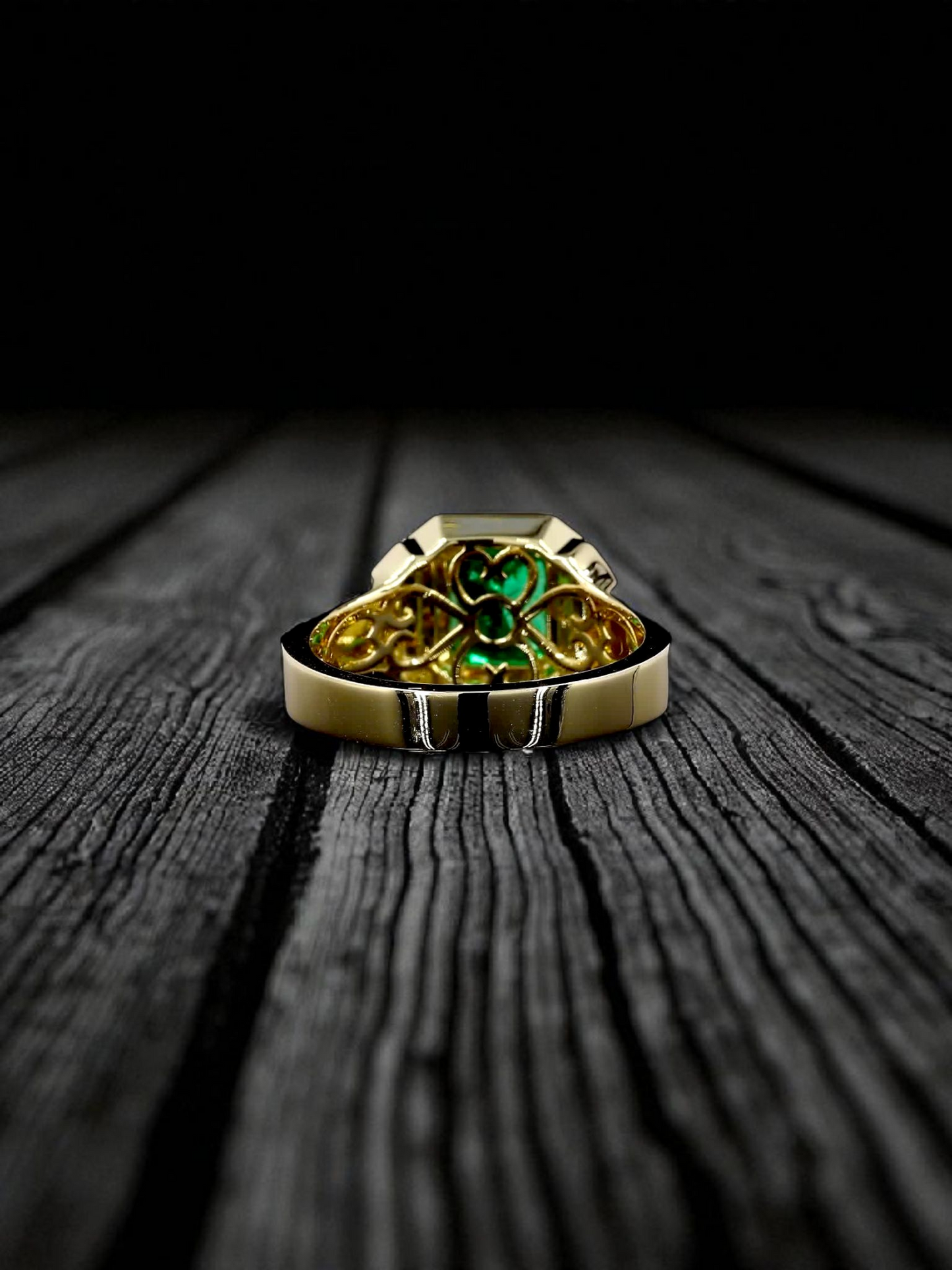 Certified Natural Columbian Emerald 1.72 cts (Vivid Green) Men's Ring with 14K Yellow Gold - Size US 9 - R6