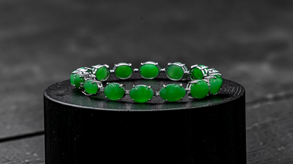 Hibiya (MADE IN JAPAN) Burmese A-Jadeite Bracelet (with 18K White Gold and White Diamonds) - Certified