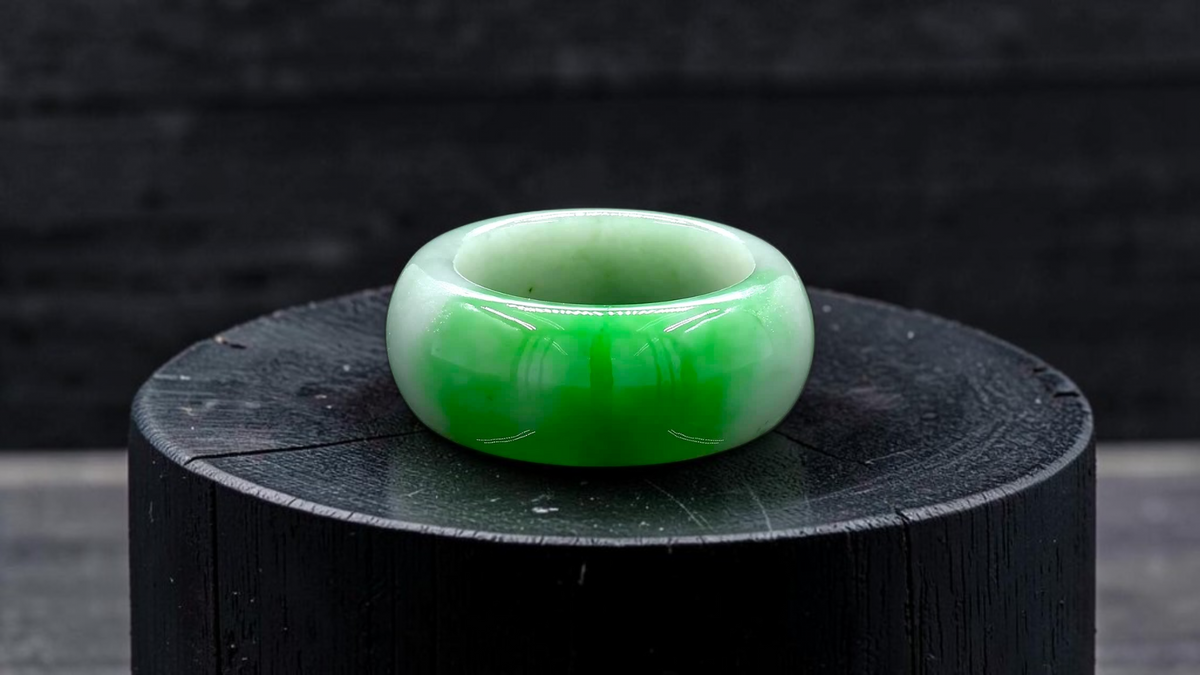 Master's Burmese Icy Bright Green and White A-Jadeite Infinity Band Ring Size US 10 - 09031 - Certified