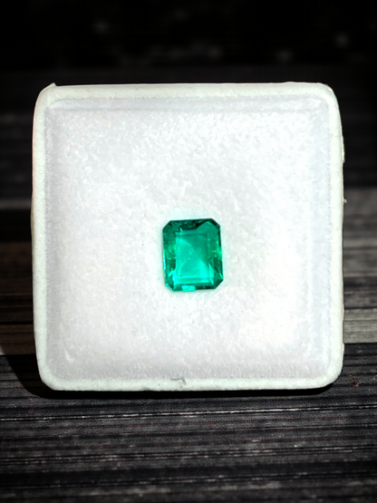 GRS Certified 4.36 cts. Minor Oil Emerald (Columbia) Eye Clean Loose Stone LS26