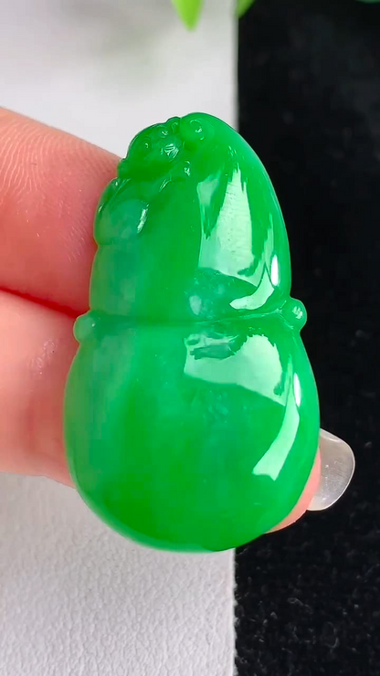 Buddha Double Gourd Vivid-Imperial Green Burmese A-Jadeite Pendant - V1 - Certified