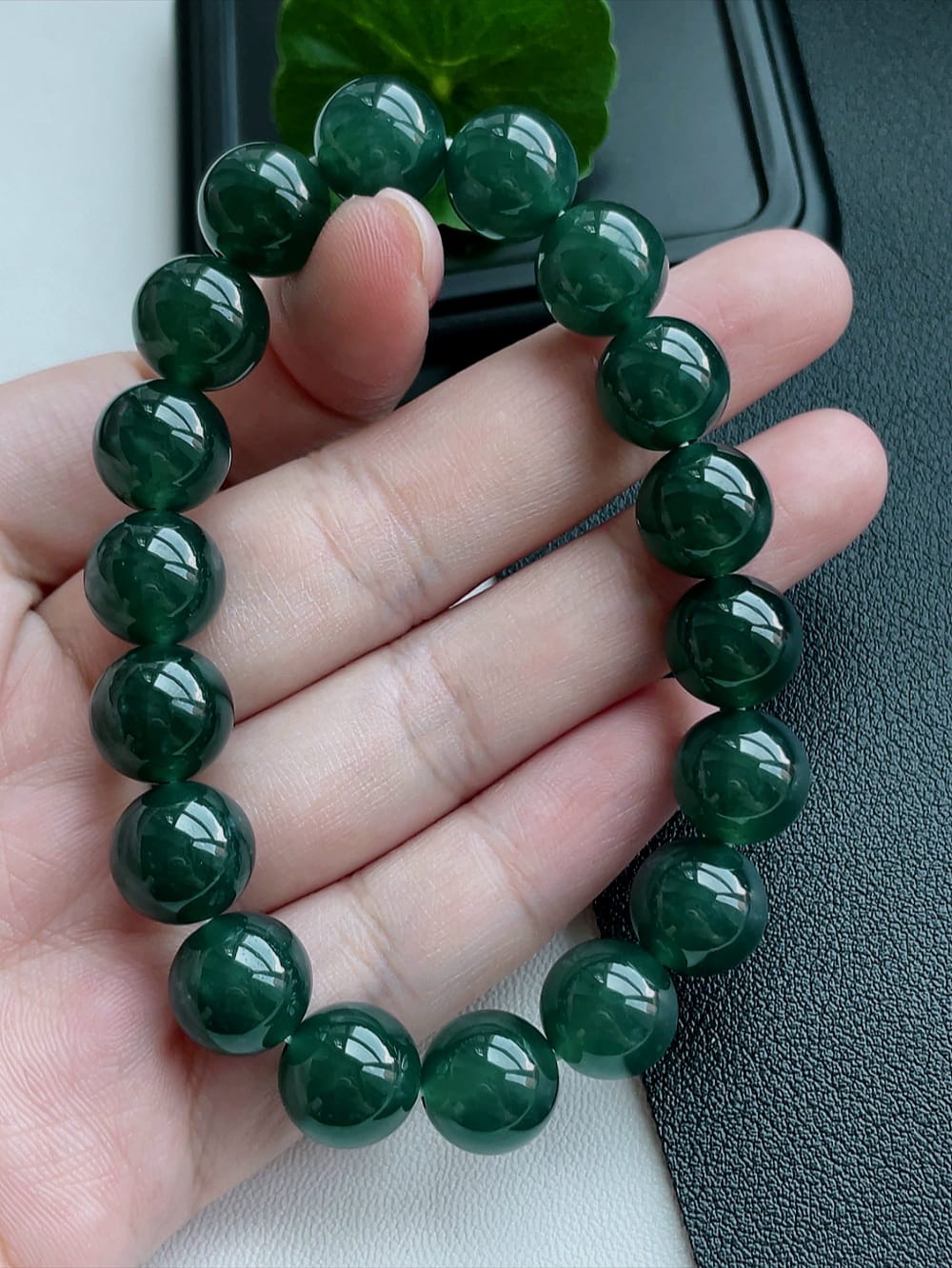 Certified Japanese Intense Deep Green Burmese A-Jade Beaded Bracelet (MADE IN JAPAN) (12 mm Each x 18 beads) 05065