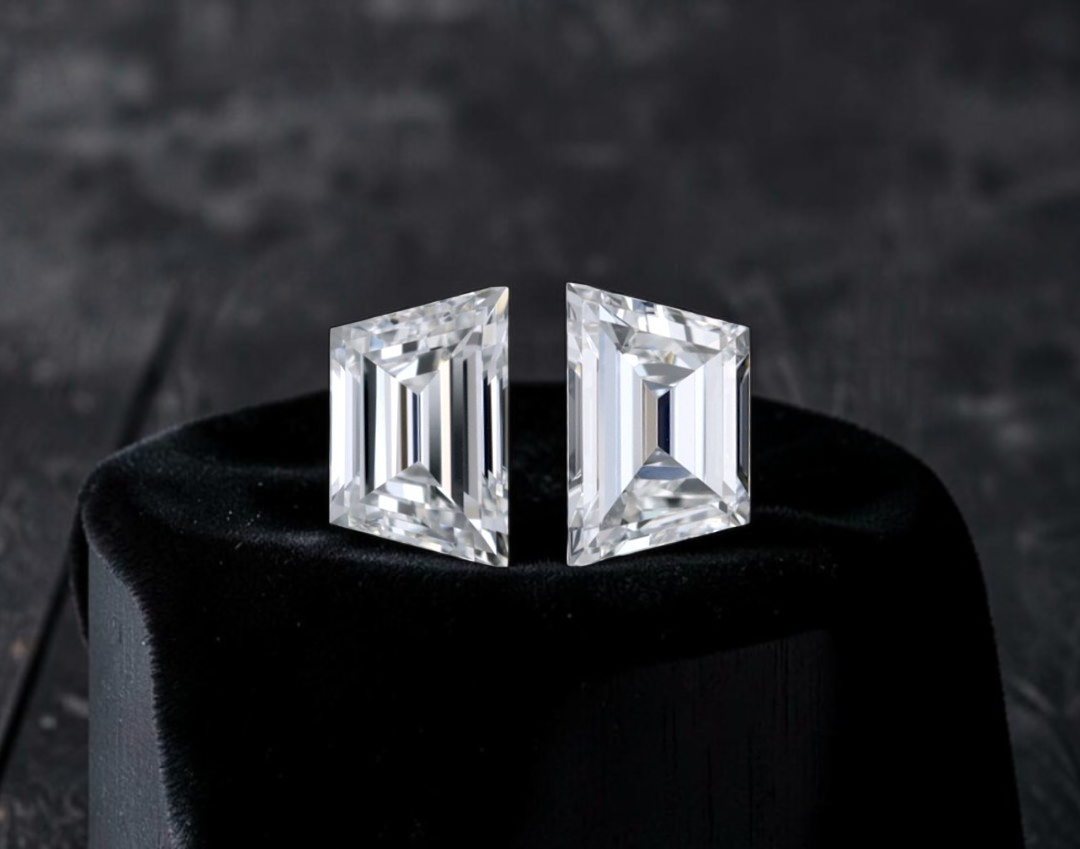 GIA Certified 0.61 cts. Natural G VVS2 Trapezoid Diamond Matched Pair Loose Stones Jewelry Set JS009