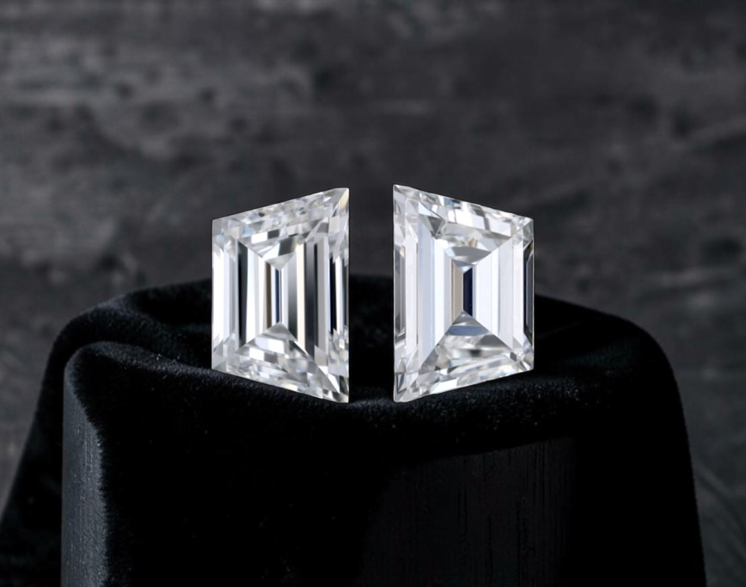 GIA Certified 0.61 cts. Natural G VVS2 Trapezoid Diamond Matched Pair Loose Stones Jewelry Set JS009