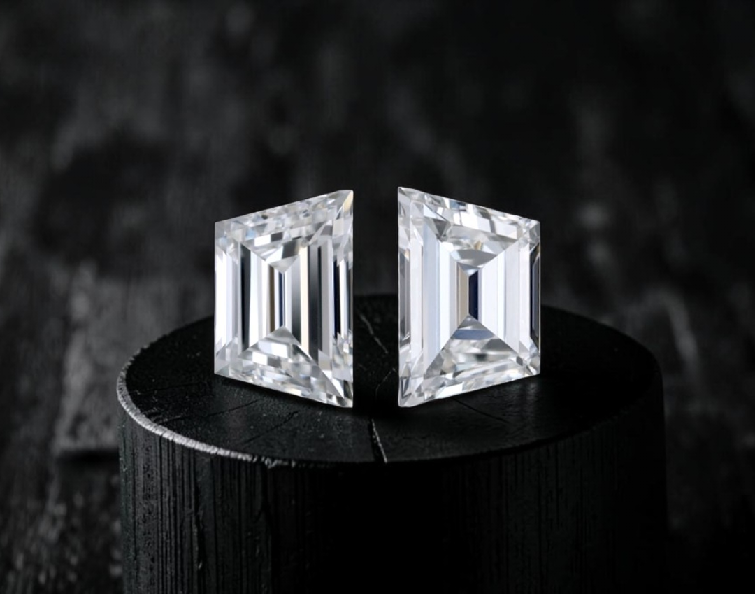 GIA Certified 0.61 cts. Natural G VVS2 Trapezoid Diamond Matched Pair Loose Stones Jewelry Set JS009