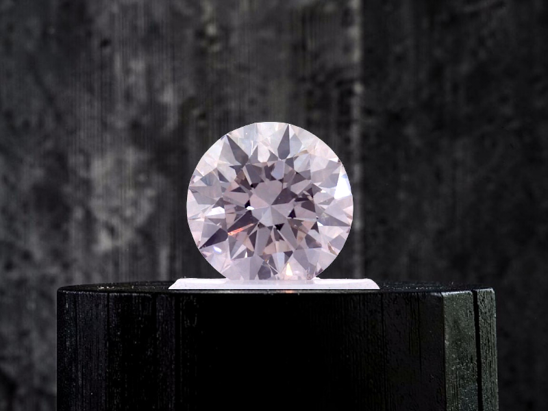 Natural 0.51 cts. Very Light Pink SI2 Vg Ex N Round Brilliant Diamond Loose Stone - GIA Certified - LS55