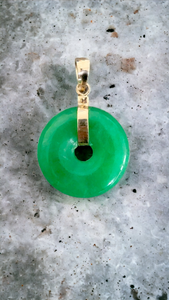 Jade Disc Pendant (with 14K Gold)
