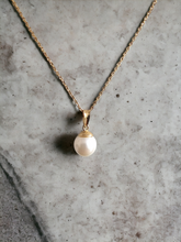 Load image into Gallery viewer, Drops of Freshwater Pearl Pendant (with 14K Gold)