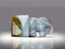 將圖片載入到圖庫檢視器中， Origins of the Magnificent Burmese A-Jadeite Elephant Decoration Ornament