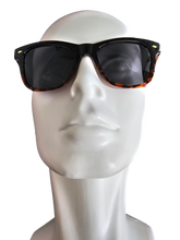 將圖片載入到圖庫檢視器中， Tatsu FYORO Sunglasses (UV400 Polarized, Tiger stripes Frames and Walnut Temple)