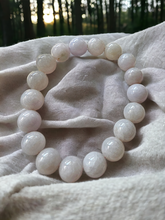 將圖片載入到圖庫檢視器中， Imperial Lavender Burmese A-Jadeite Jade Beaded Bracelet (10.5-11mm Each x 18 beads) 06004